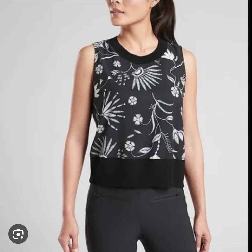 Athleta Zephyr floral top